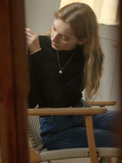 Miyuki｜スリムフィット ウール ハーフタートルネック セーター