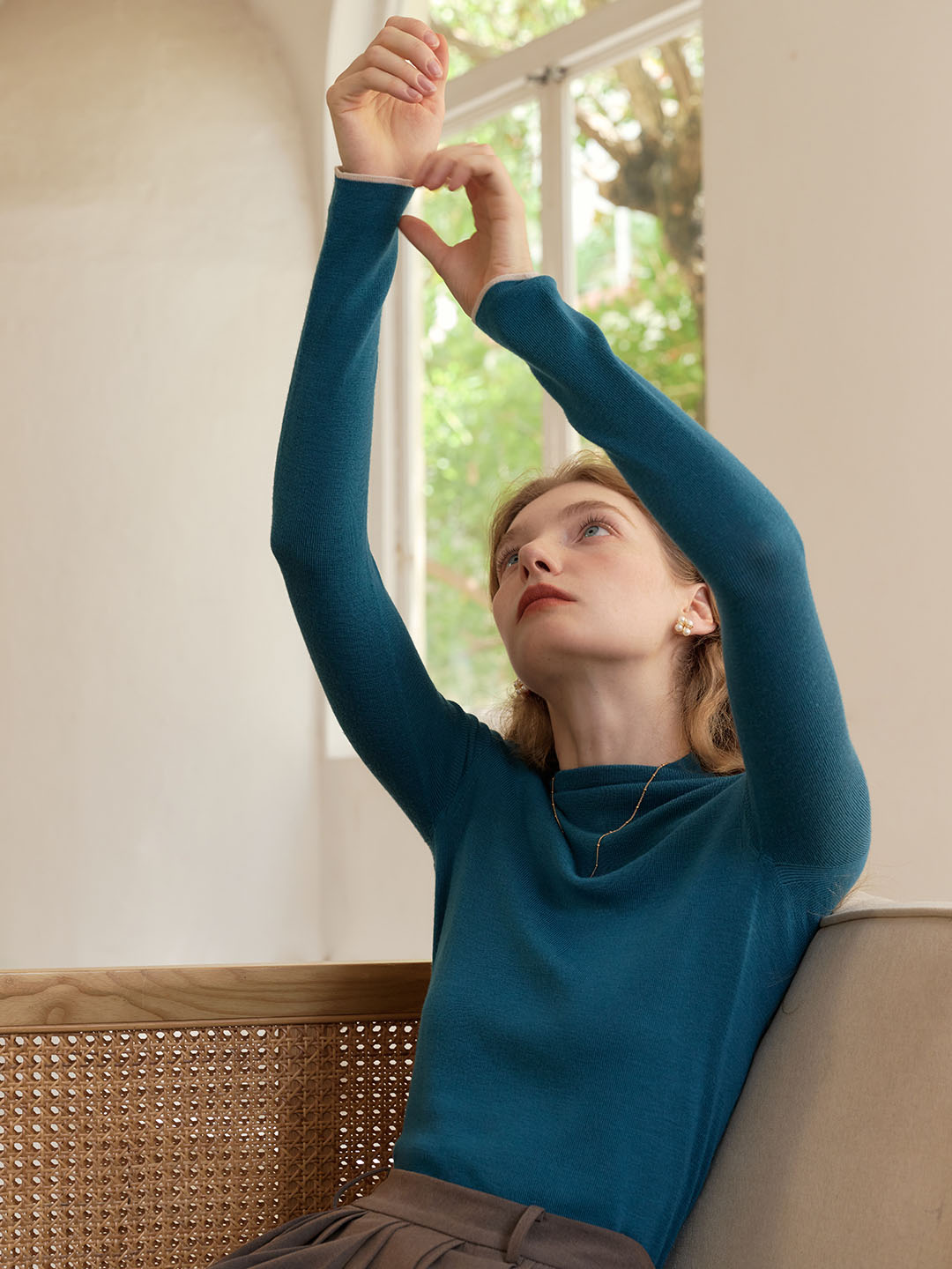 Miyuki｜スリムフィット ウール ハーフタートルネック セーター