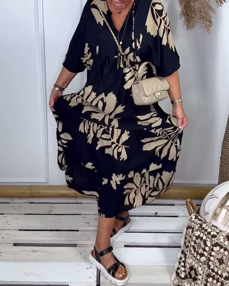 Madoka | ゴールデンリーフプリントのリラックスブラックドレス