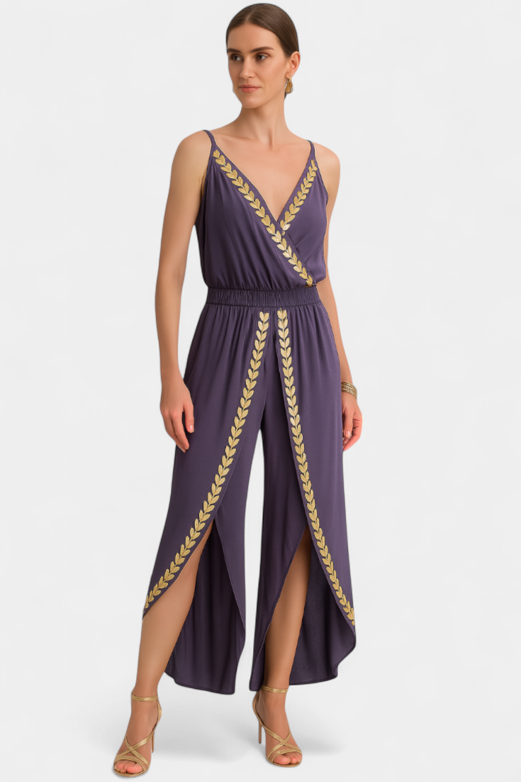 Mika | ゴールドディテールとオープンレッグのユニークなモノ